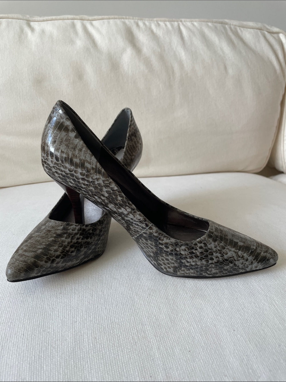 Banana Republic Gray Snakeskin-Print Pointed-Toe Pumps